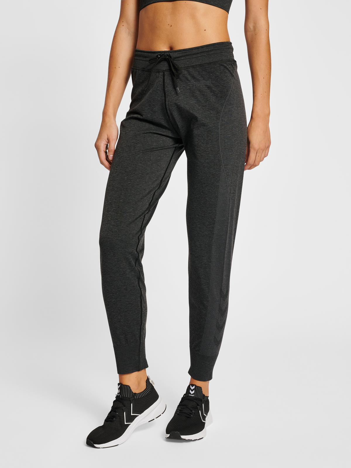 hmlMT HANA SEAMLESS TAPERED PANTS