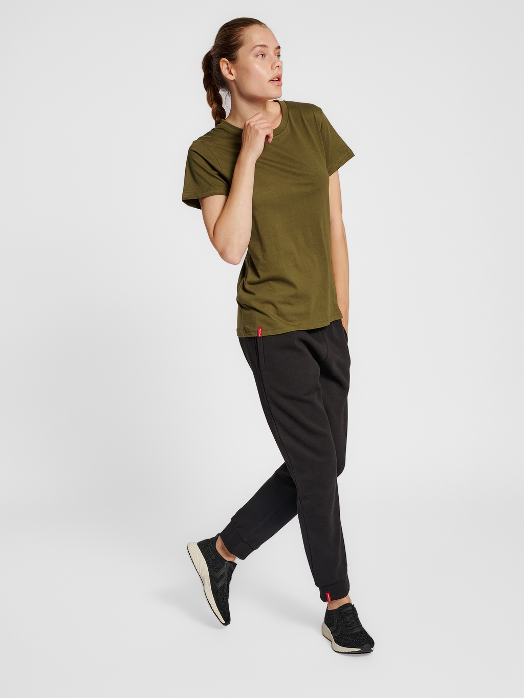 hmlRED BASIC T-SHIRT S/S WOMAN