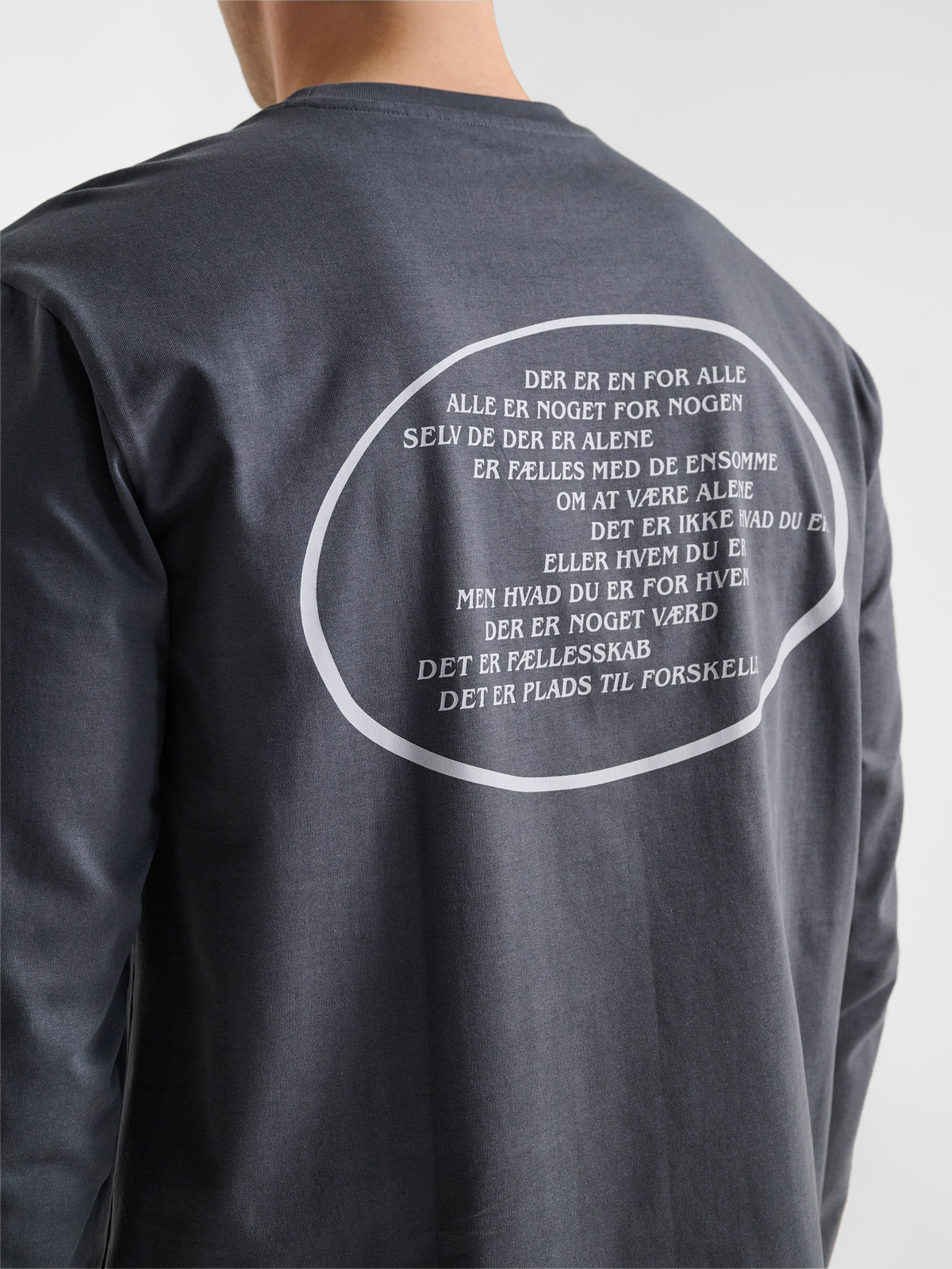 hmlPLADSTILFORSKELLE 25 T-SHIRT L/S
