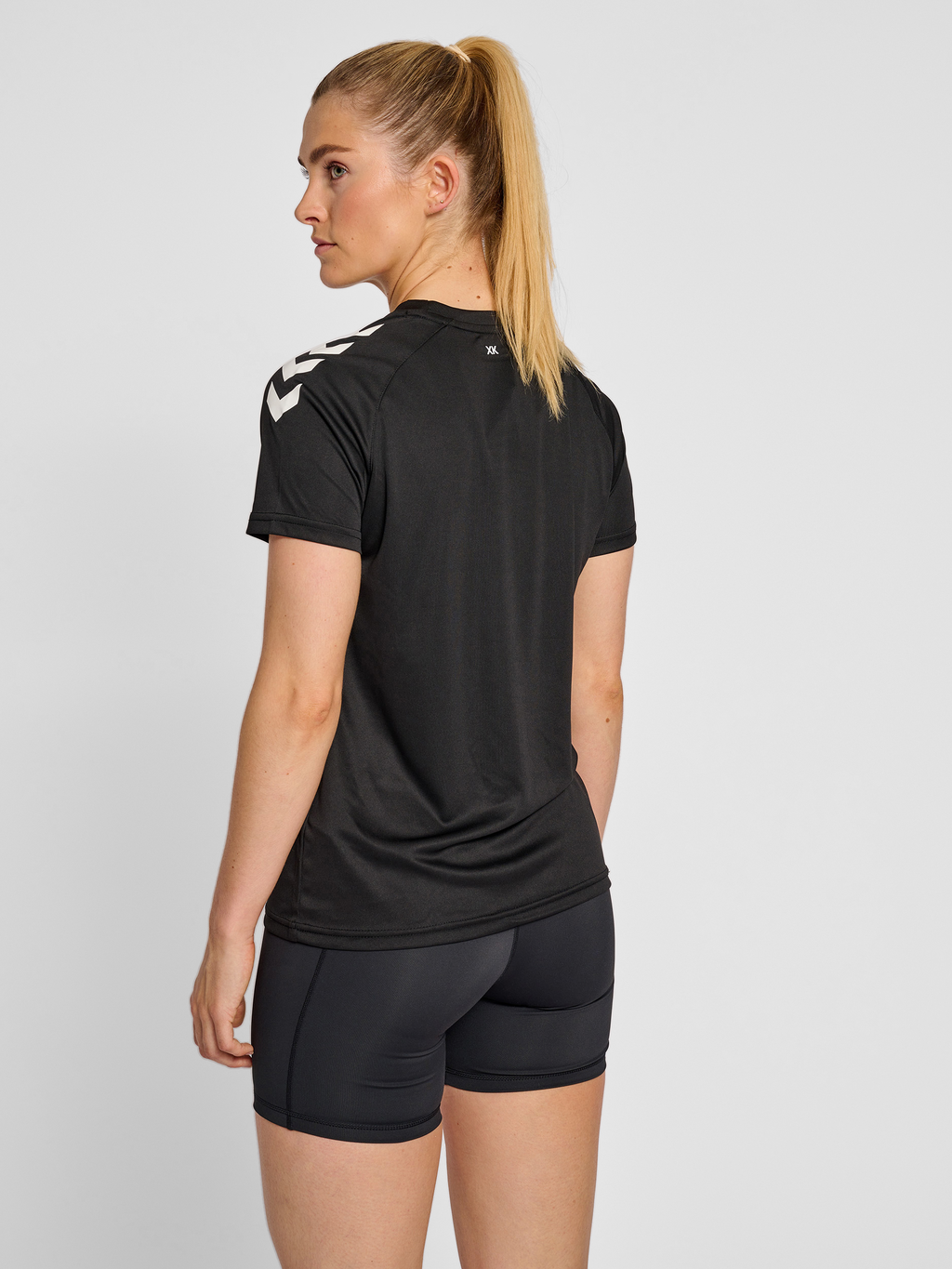 hmlCORE XK CORE POLY TEE  S/S WOMAN