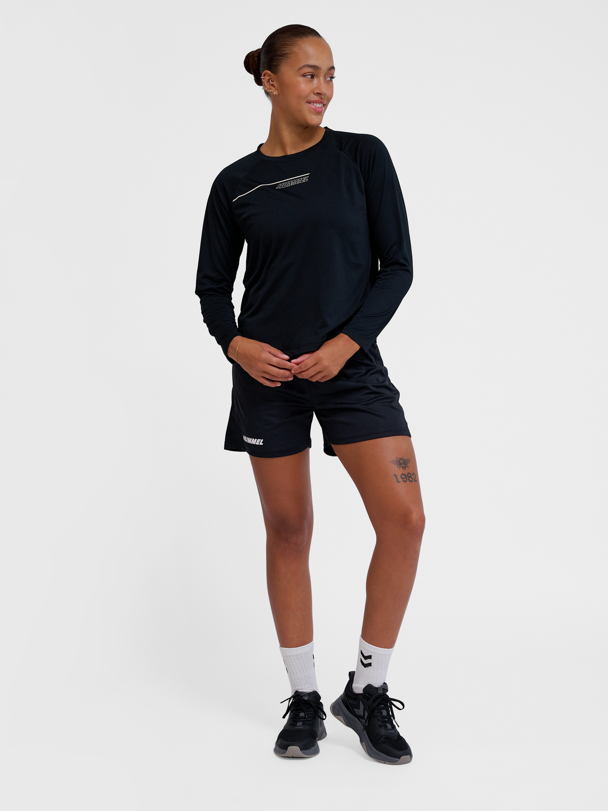 hmlCOURT LIGHT WEIGHT T-SHIRT L/S W