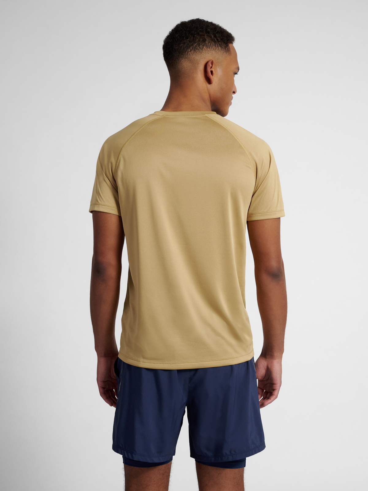 nwlBEAT T-SHIRT