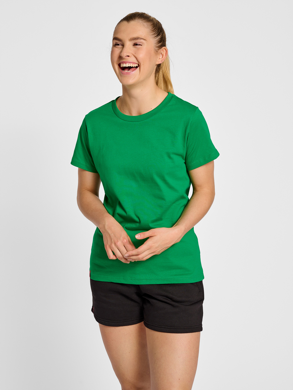 hmlRED HEAVY T-SHIRT S/S WOMAN
