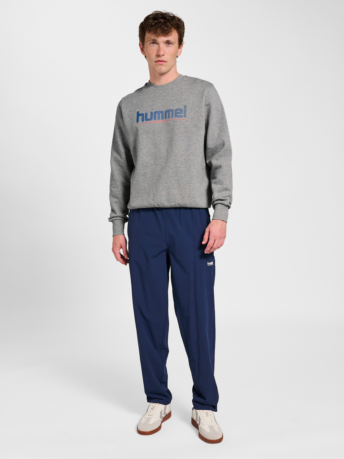 hmlGRAPHIC CREWNECK