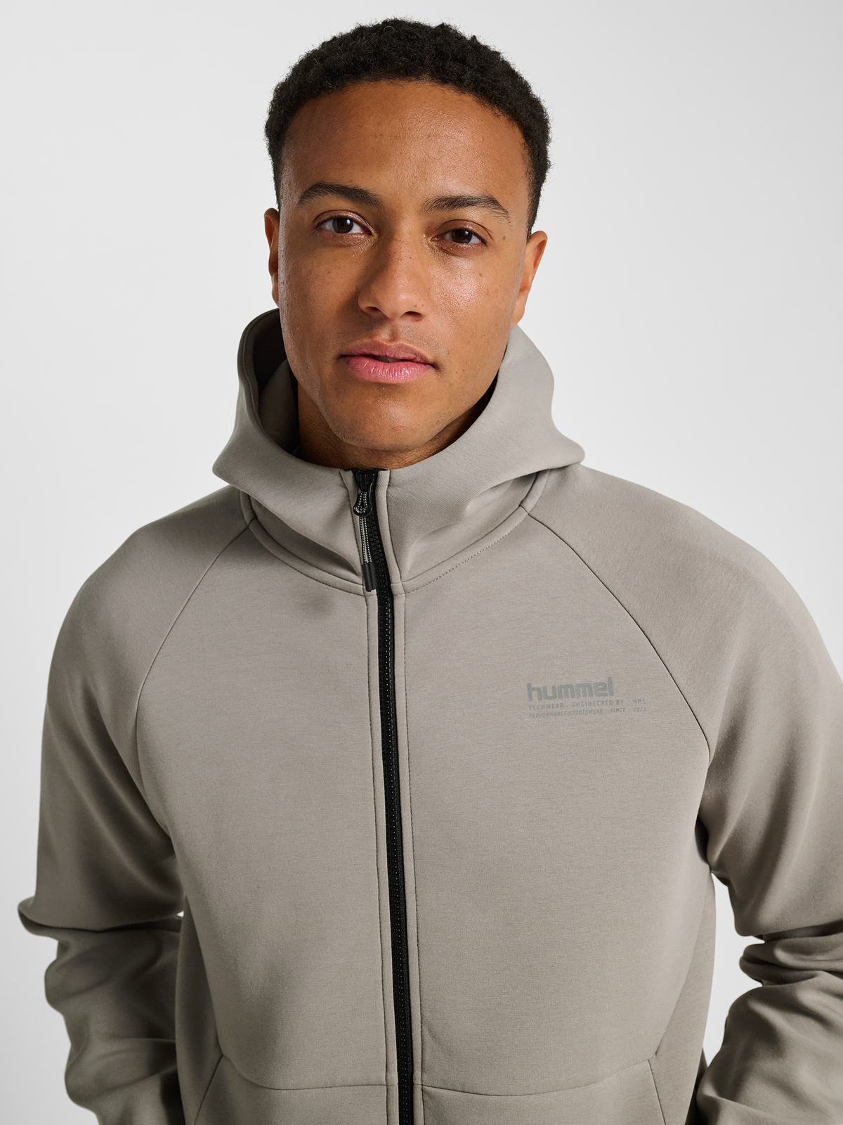 hmlTECH FLEECE REGULAR ZIP HOODIE