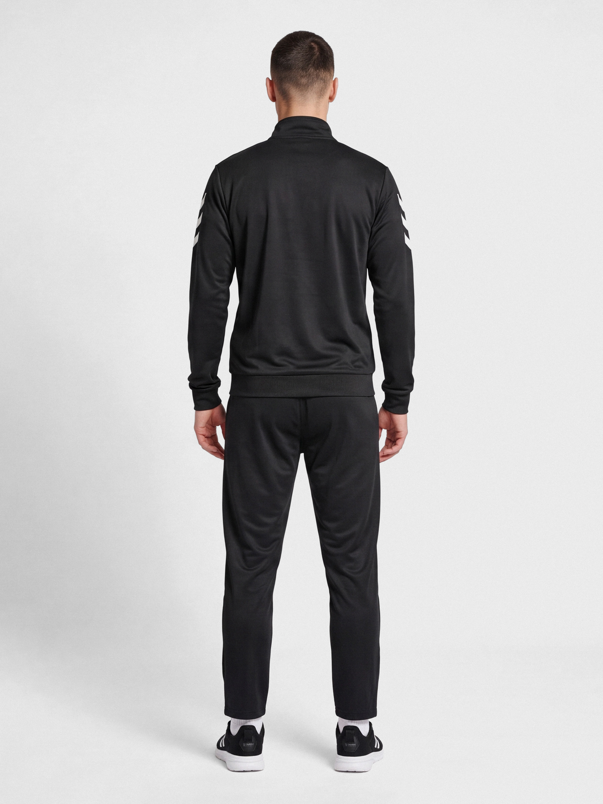 hmlLOGO SUIT