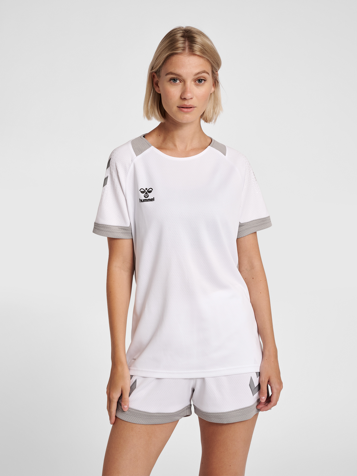 hmlLEAD WOMENS S/S POLY JERSEY