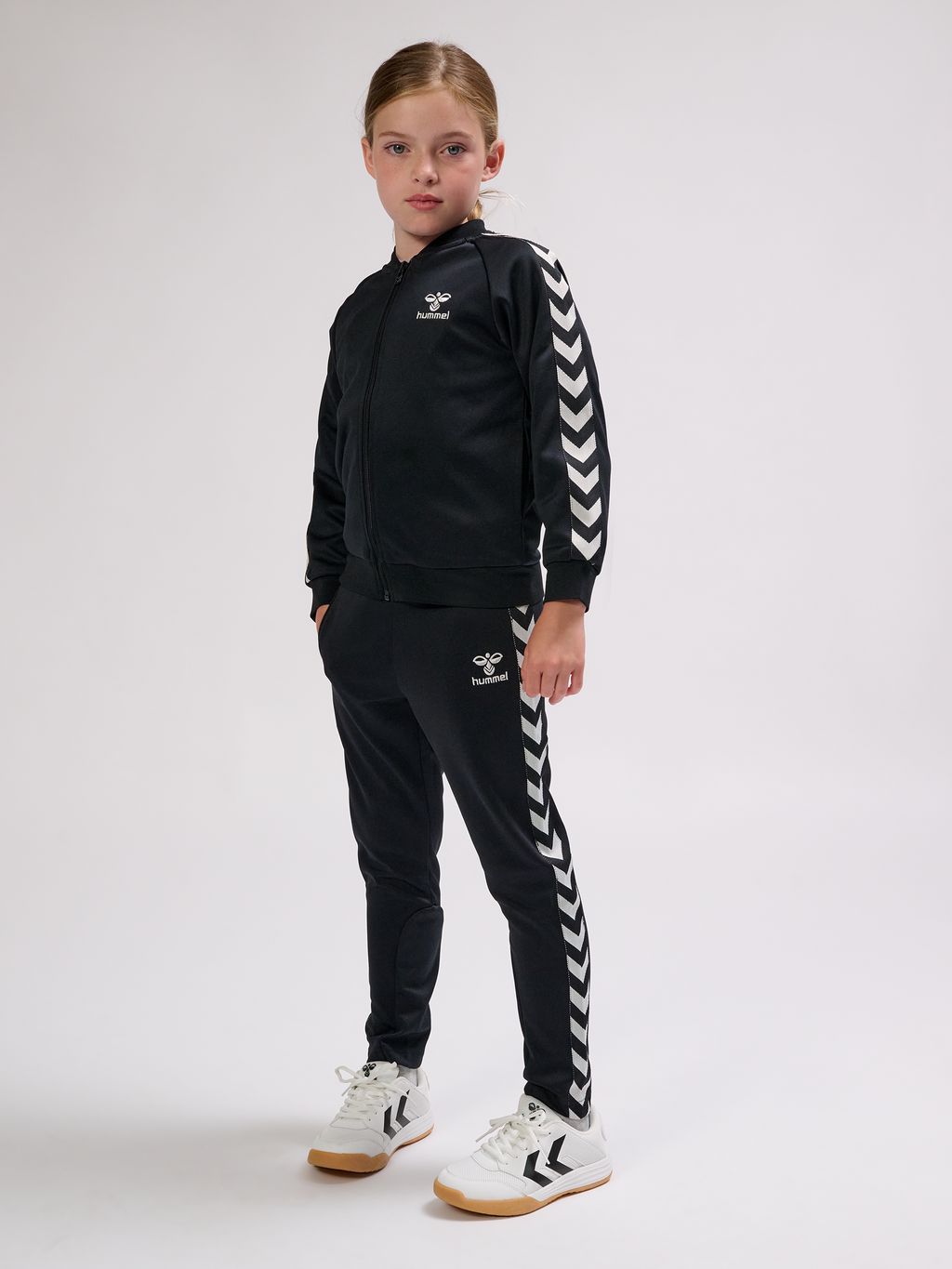 hmlNEWI ZIP JACKET