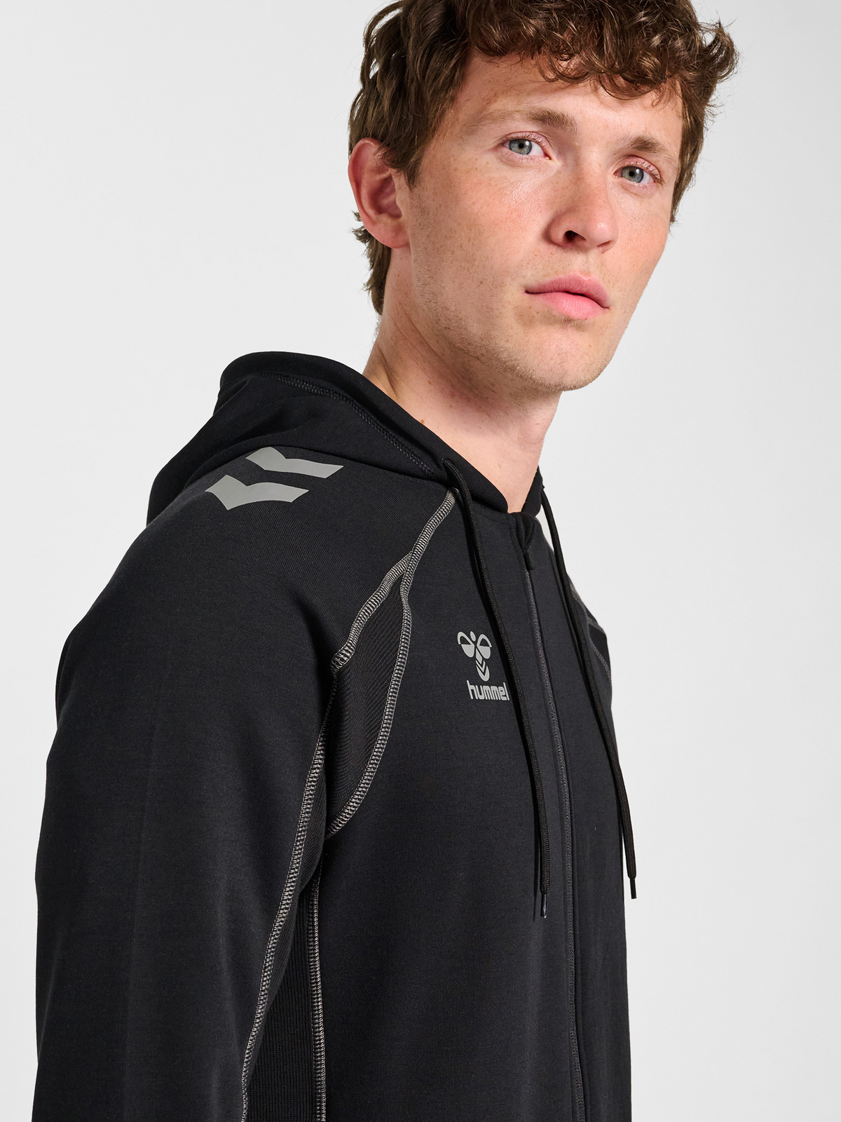 hmlMOVE 2.0 ZIP HOODIE