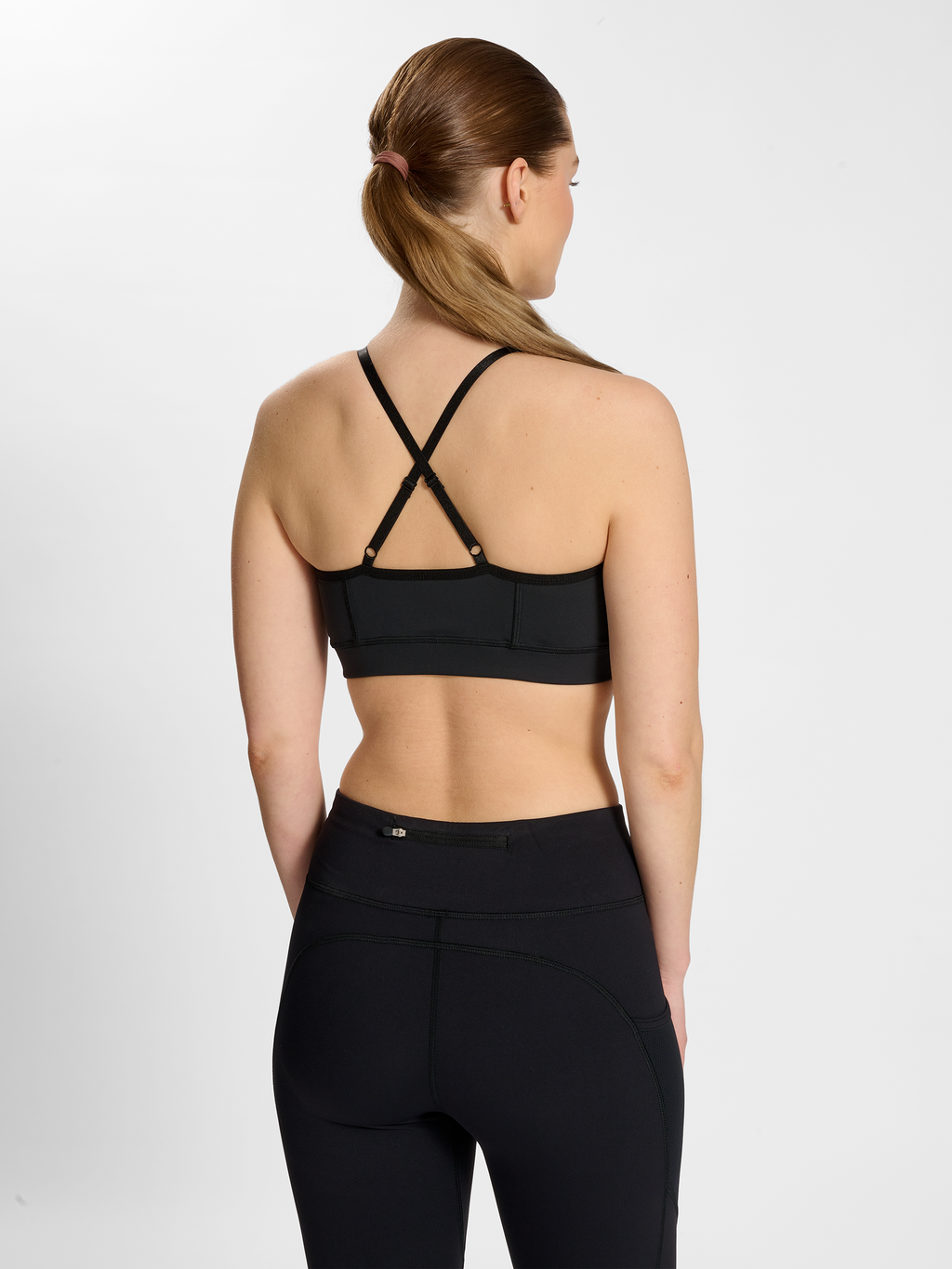 nwlAUGUSTA BRA WOMAN