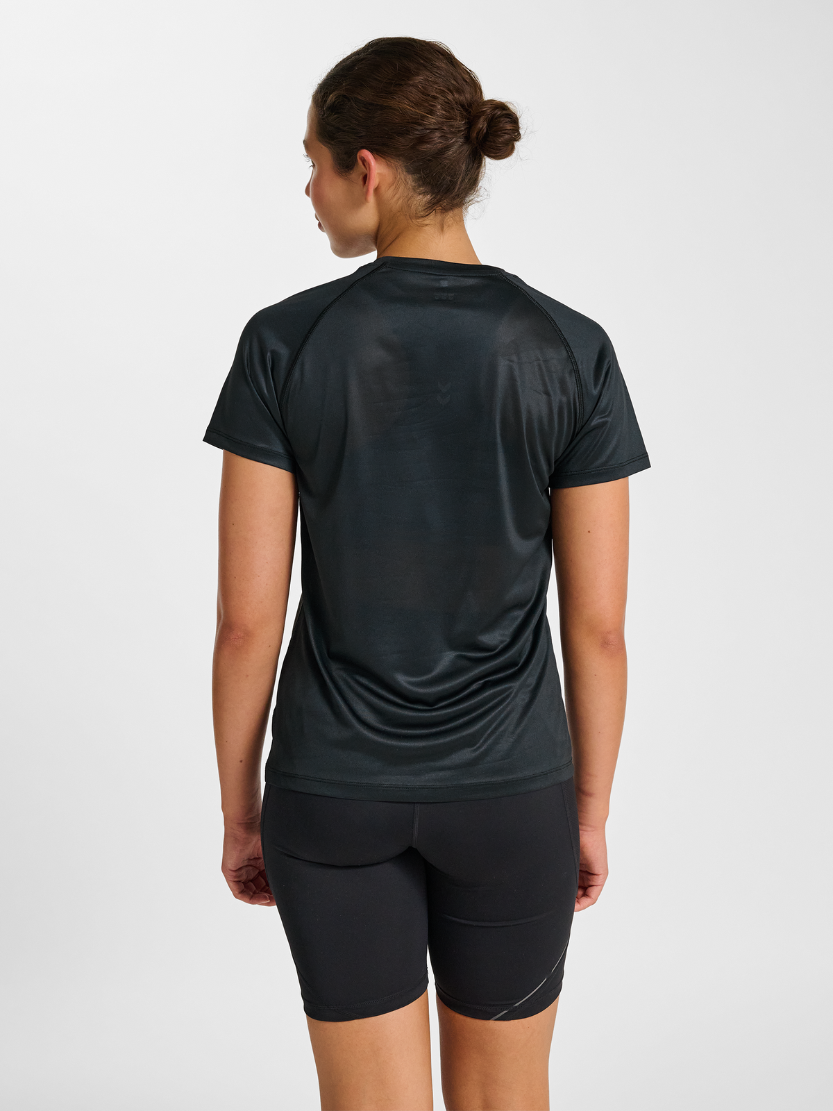 nwlBEAT GRADIENT W T-SHIRT