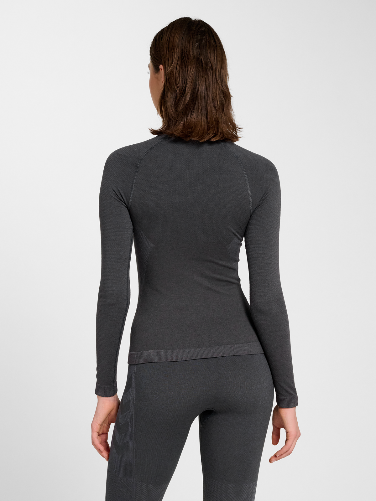 hmlCLEA SEAMLESS TIGHT T-SHIRT L/S