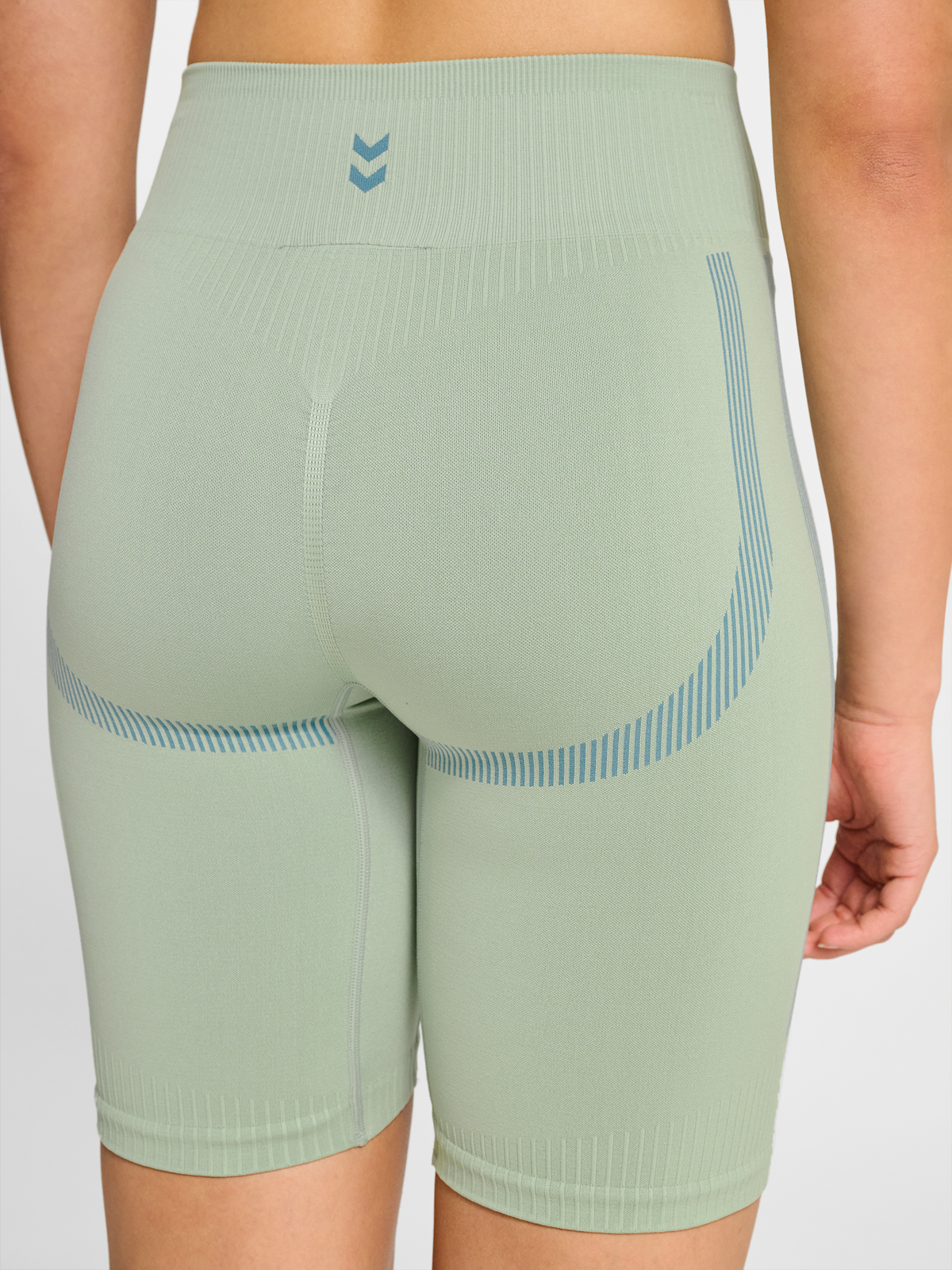 hmlHIIT SEAMLESS SHORT TIGHTS