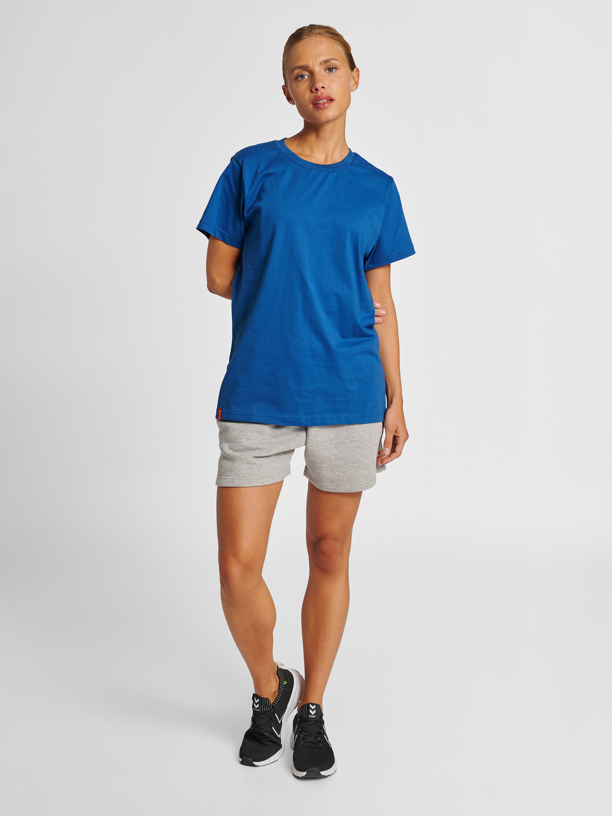 hmlRED HEAVY T-SHIRT S/S WOMAN