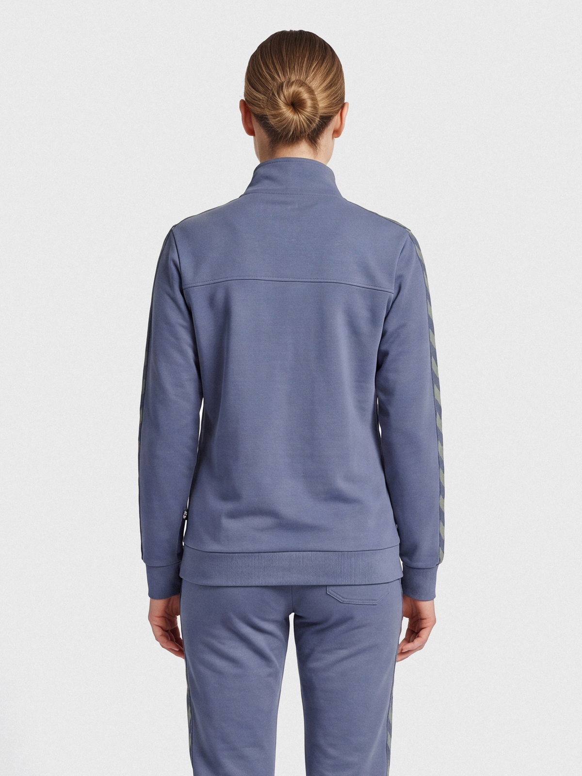 hmlMOVE CLASSIC ZIP JACKET WOMAN