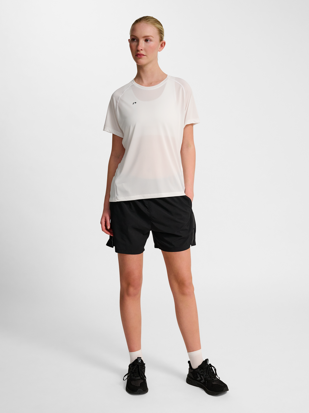 nwlBEAT W T-SHIRT