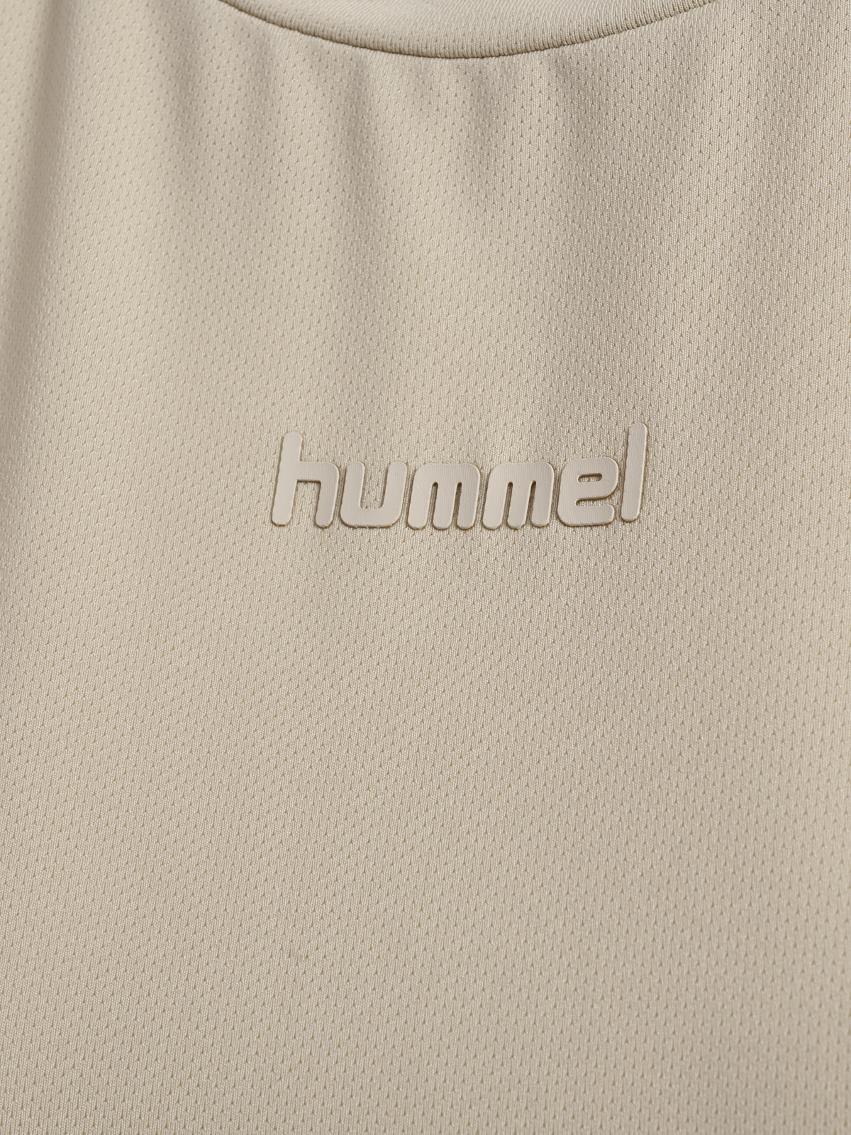 hmlVERA TECH T-SHIRT S/S