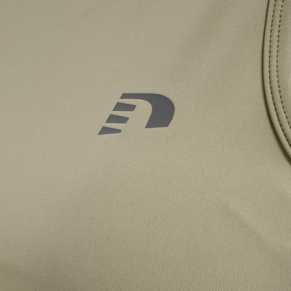 WOMEN SPORTS TOP